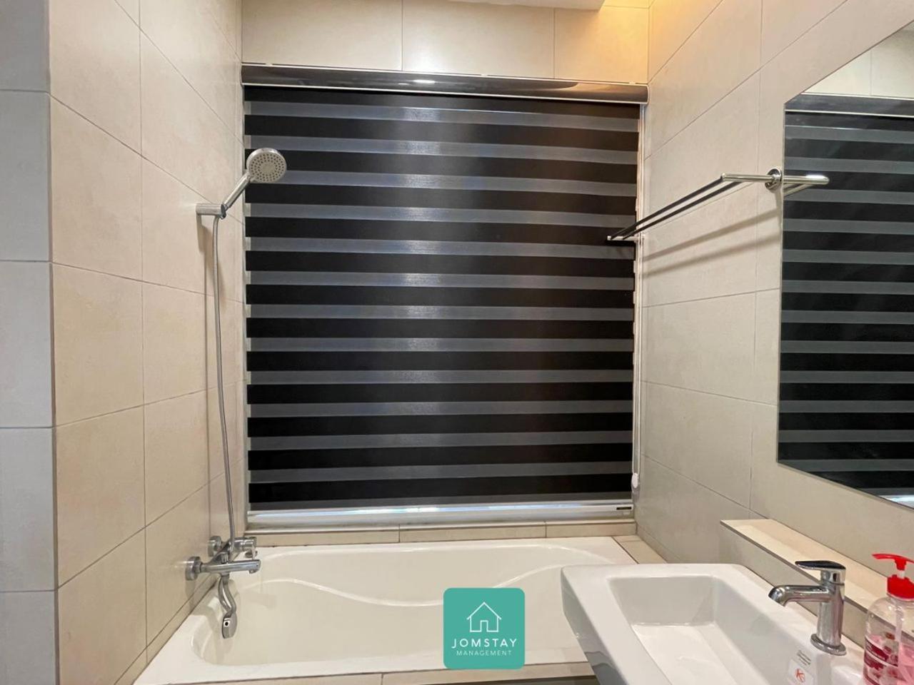 Jomstay Octagon Palm Suites Ipoh Exterior photo